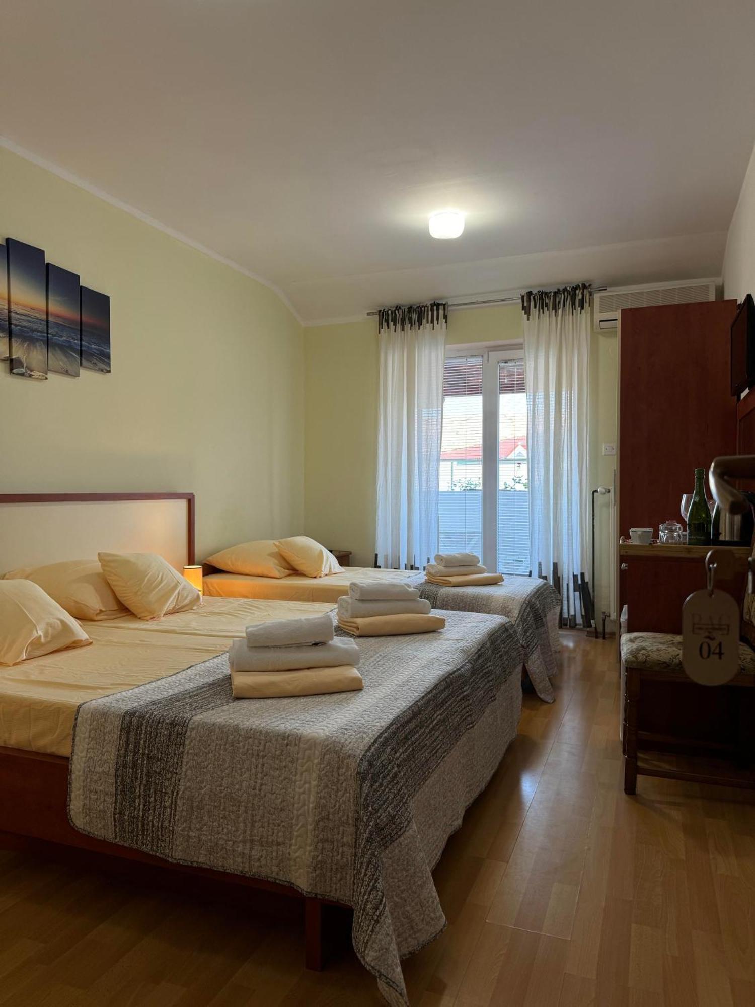 Pag Vero Apartments Pag Town Eksteriør bilde