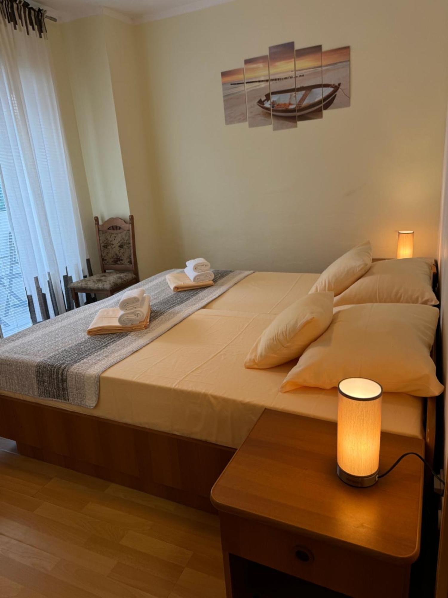 Pag Vero Apartments Pag Town Eksteriør bilde