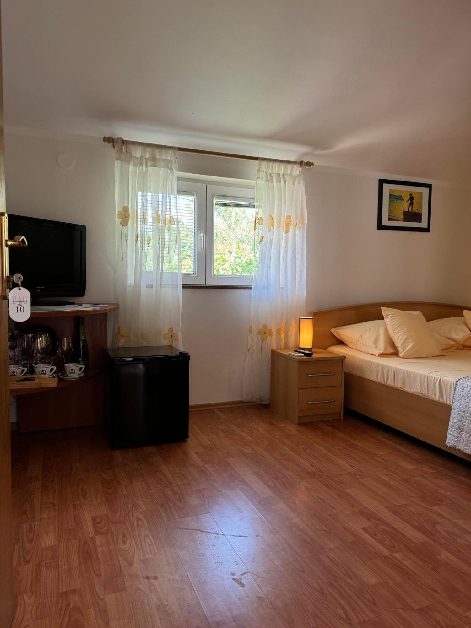 Pag Vero Apartments Pag Town Eksteriør bilde