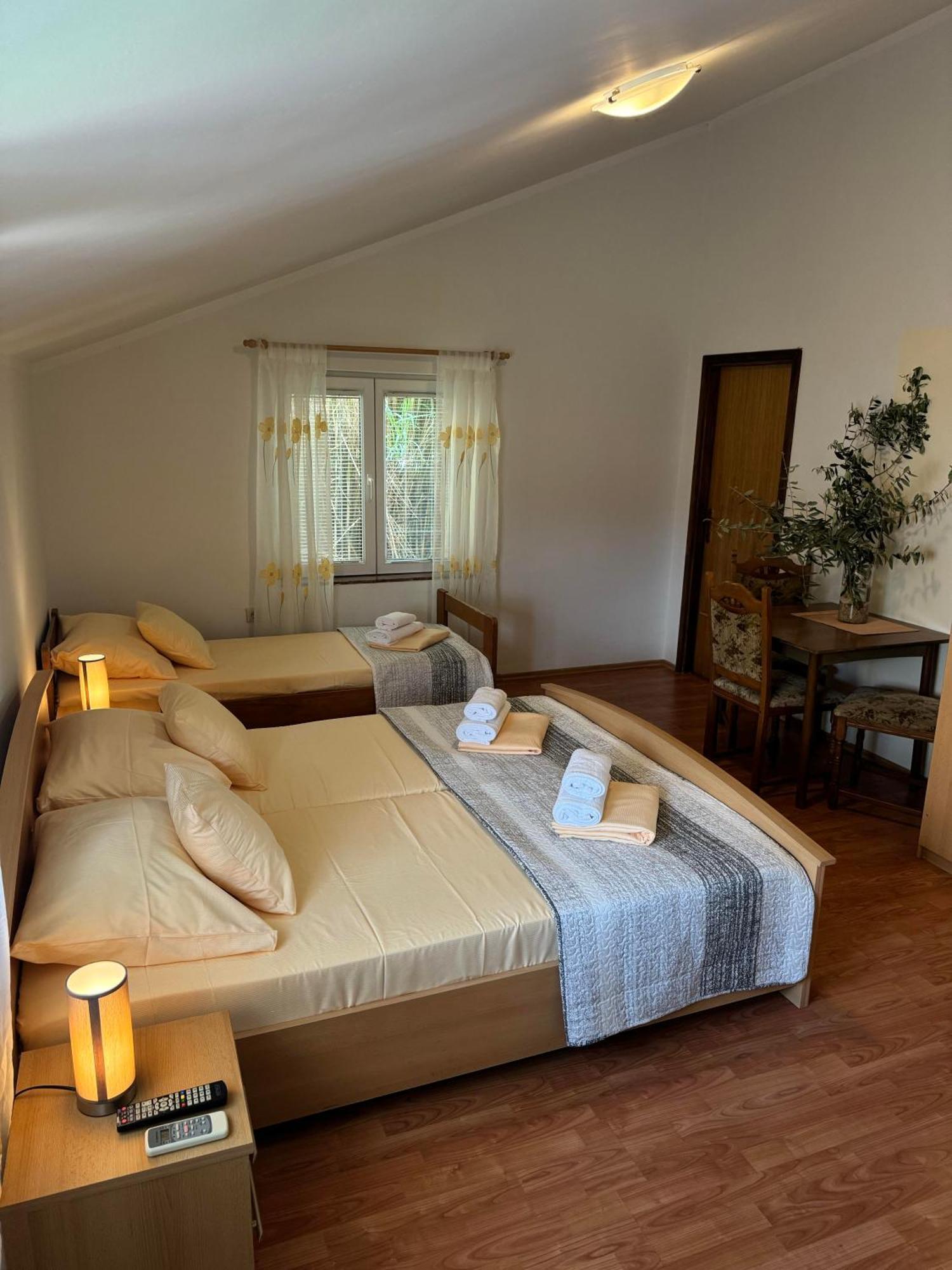 Pag Vero Apartments Pag Town Eksteriør bilde
